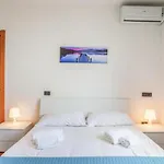 Апартаменти Illeoncavallo - Sea-view Flat With Terrace *